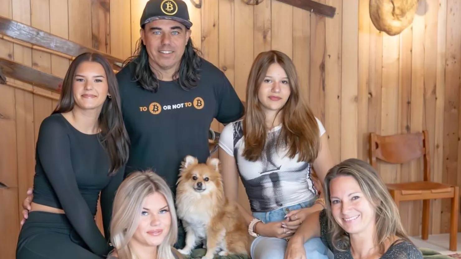 ग्लासनोड रिपोर्ट: बिटकॉइन परिसंचरण का 30% संस्थानों और सरकारों द्वारा नियंत्रित किया गया है, जो बीटीसी को राष्ट्रीय भंडार की ओर धकेल रहा है